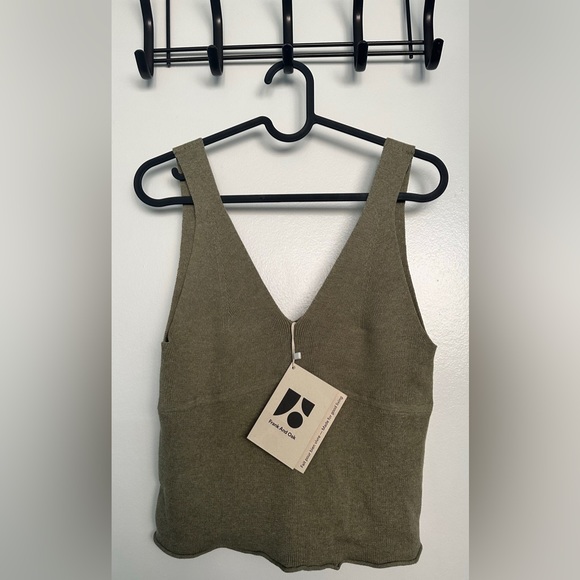 Knitted Tank Top from Frank and Oak. Brand New, size : L. - Picture 3 of 6